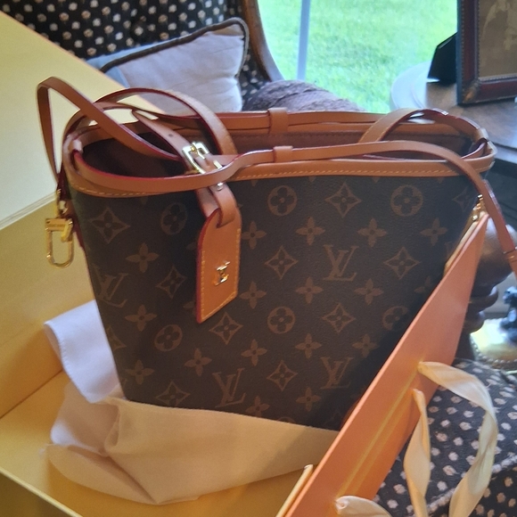 Louis Vuitton Nano Noe Monogram - Picture 1 of 7